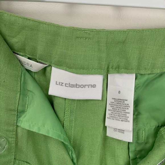 Green capris pants - Picture 3 of 5